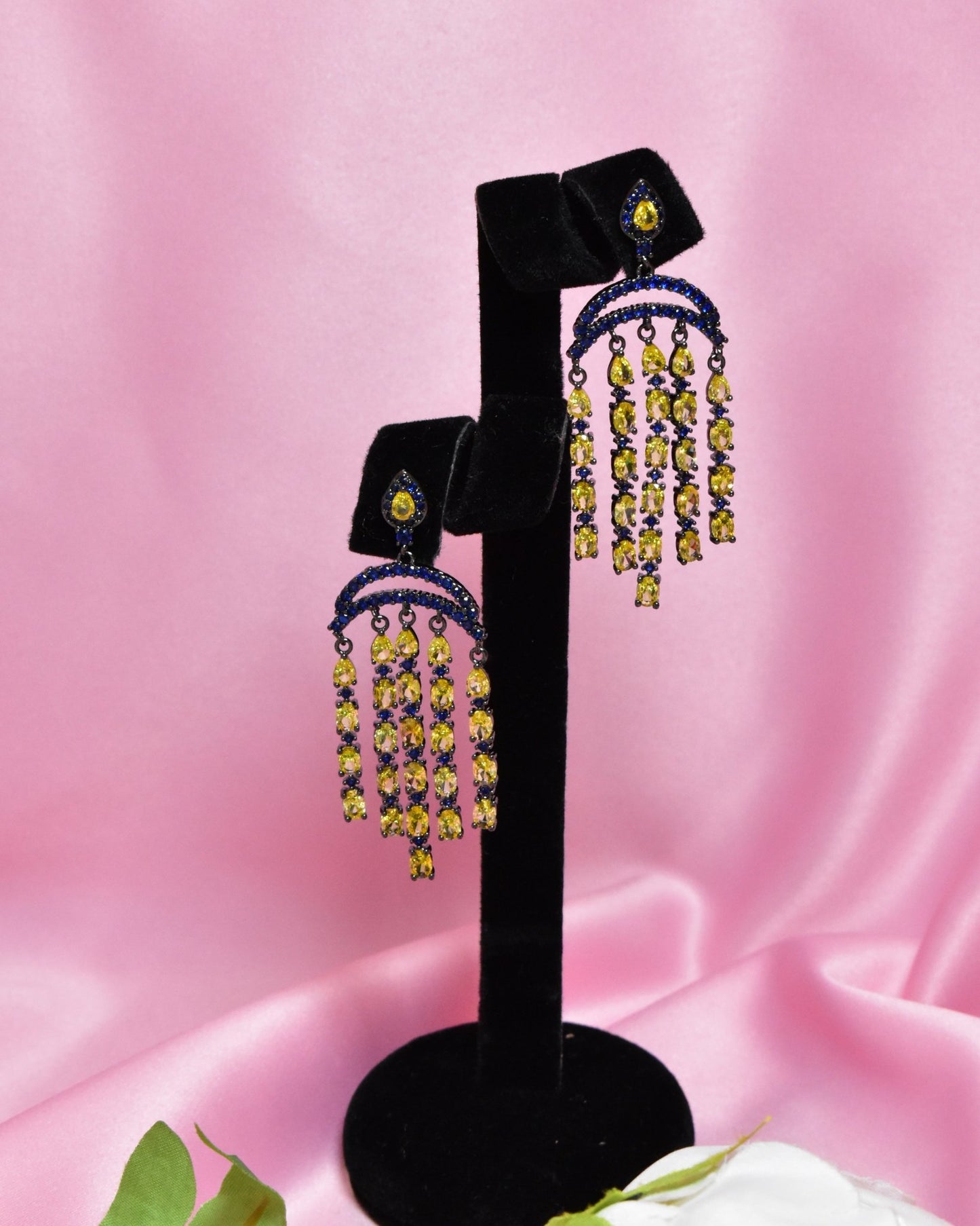 Nawadir Earrings