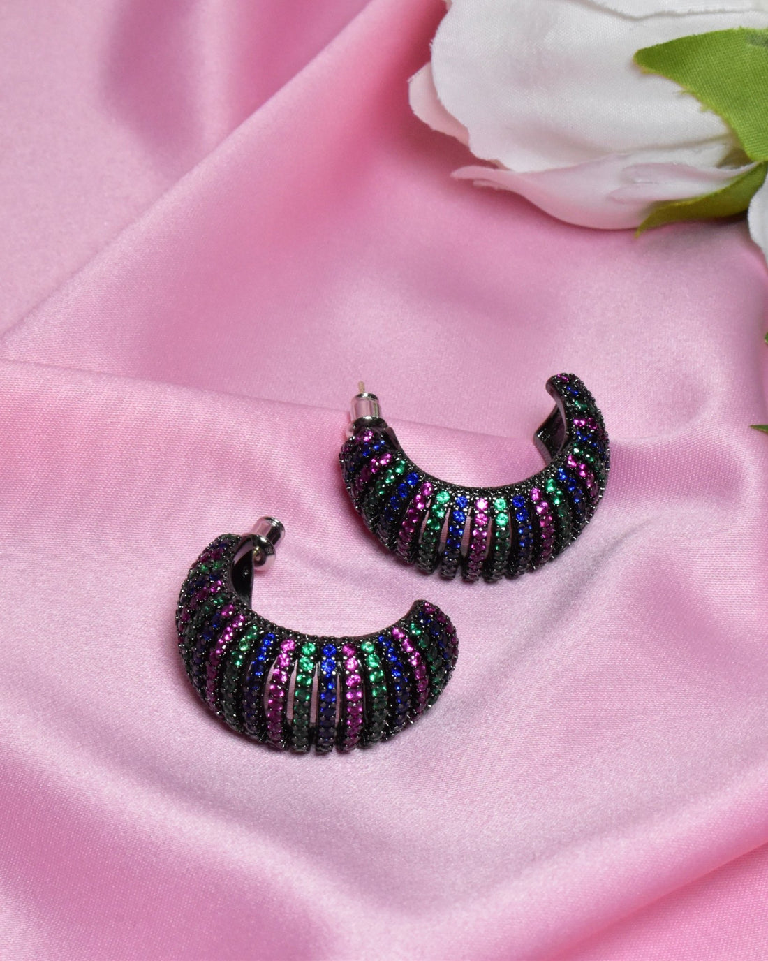 Nourah Classy Earrings 4