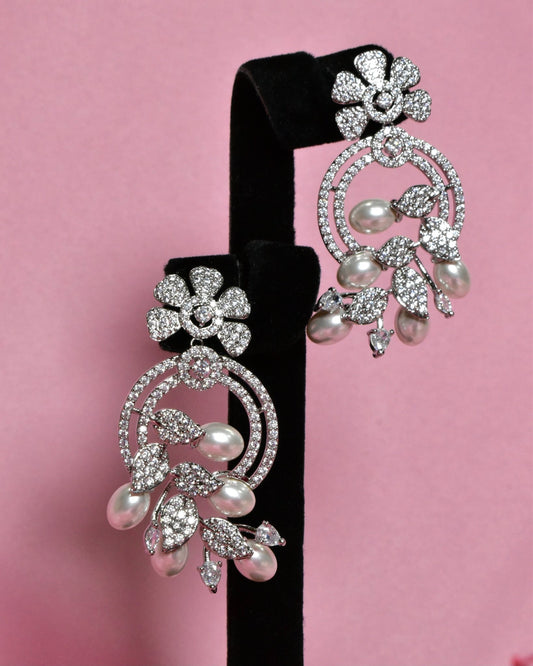 Jalilah Elegant Pearl Earrings