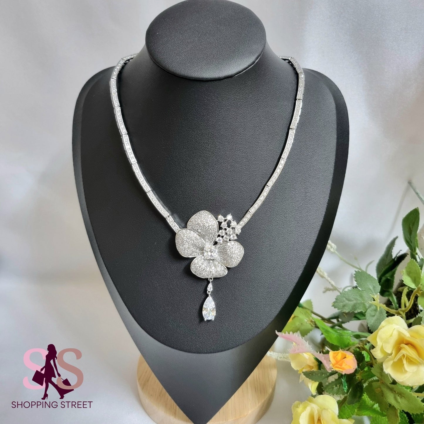 Almas Gorgeous Set