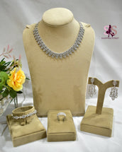 Timeless Elegance Set 1