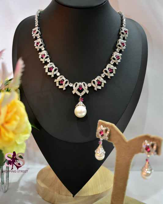Opulent Aura Pear Necklace Earrings set