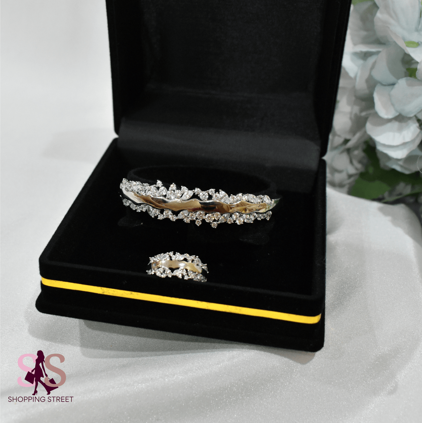 Nayel Elegant Bracelet Ring Set