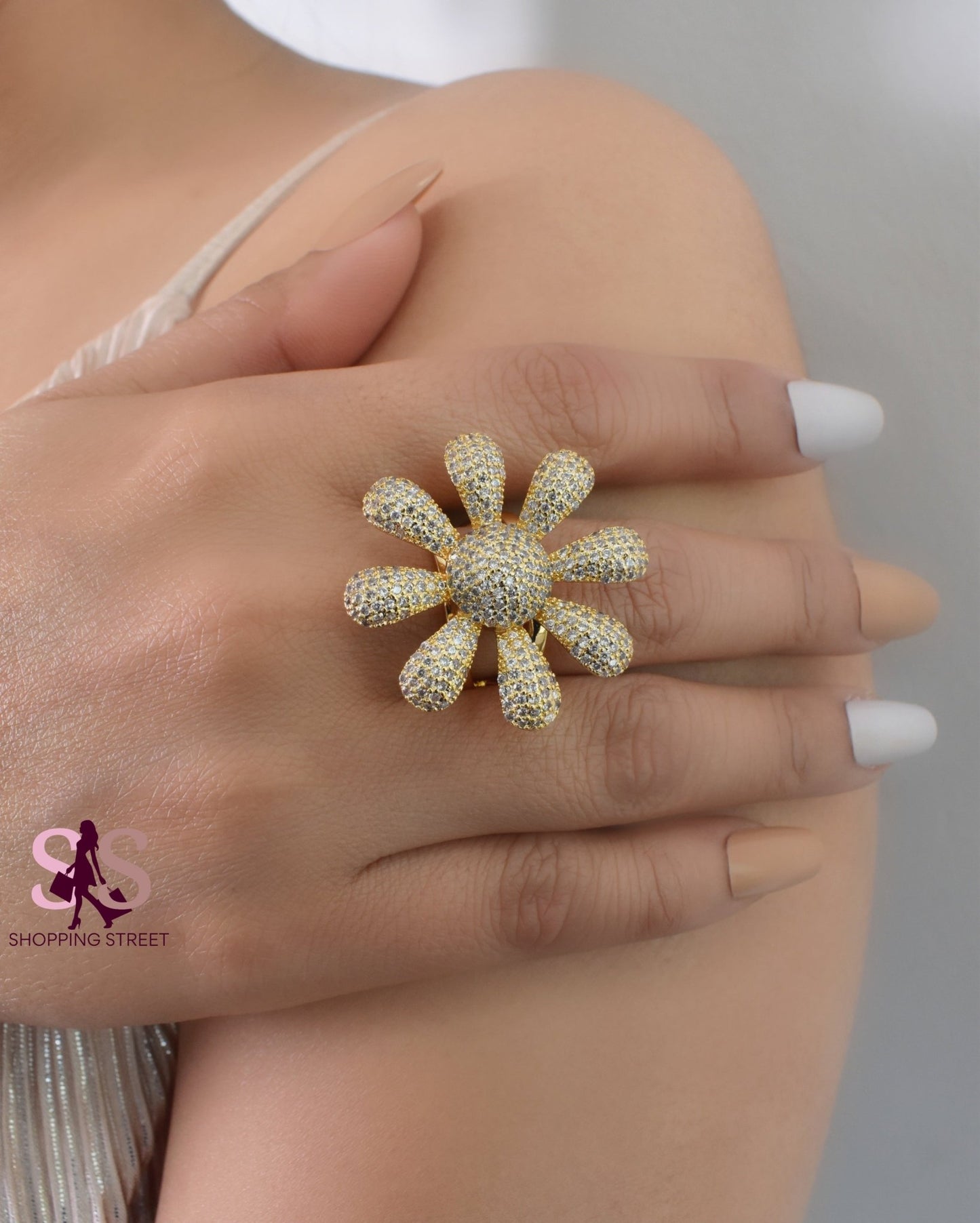 Lamya Flower Rings