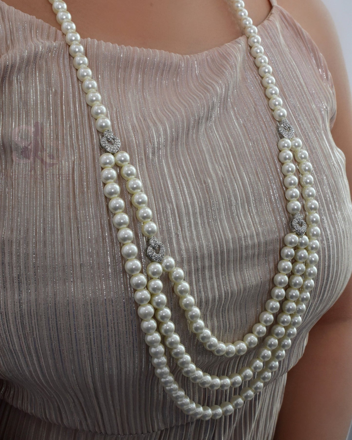 Shamsa Pearl Long Necklace Earrings Set
