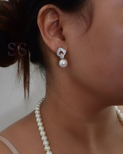 Shamsa Pearl Long Necklace Earrings Set