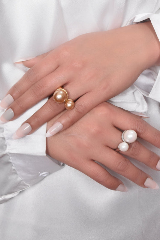 Dina Elegant Pearl Ring