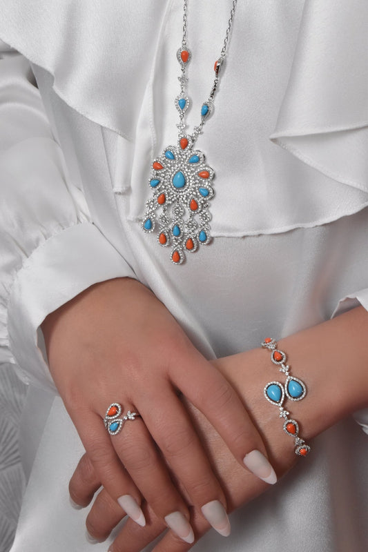 Karima Long Necklace Claay Set