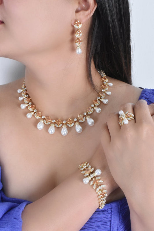 Shams Pearl Set