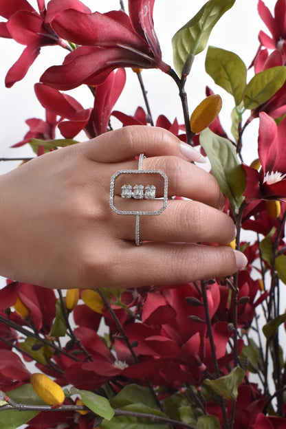 Felice Earrings With Ring