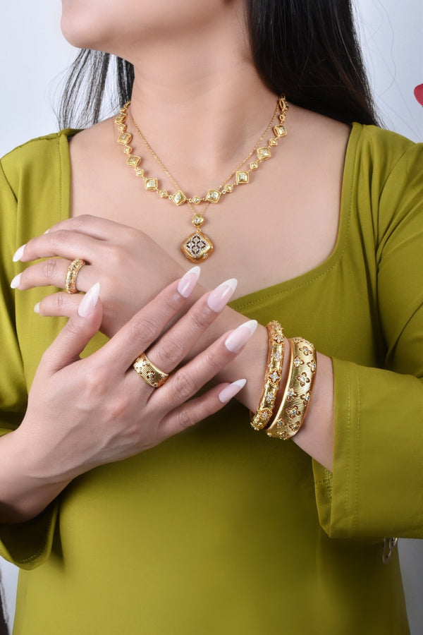 Serana Glamorous Look — Jewelry Set, Kuwait