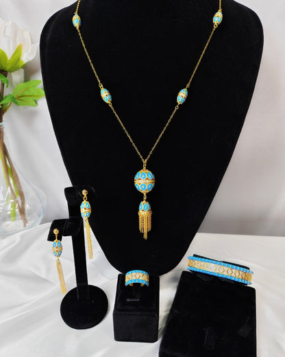 Huda Long Necklace Set