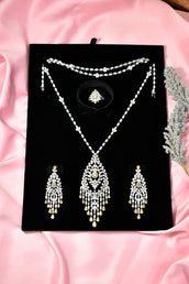 Tuleen Champagne Regalia — jewellery, Kuwait — 2