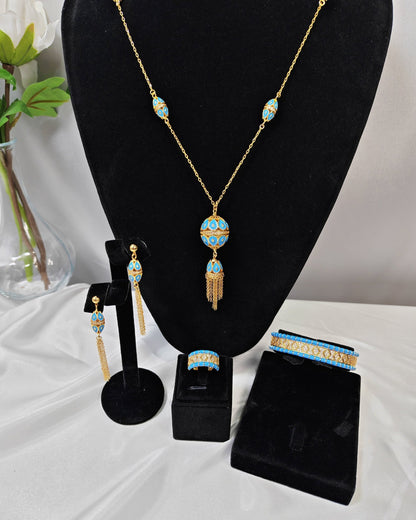 Huda Long Necklace Set