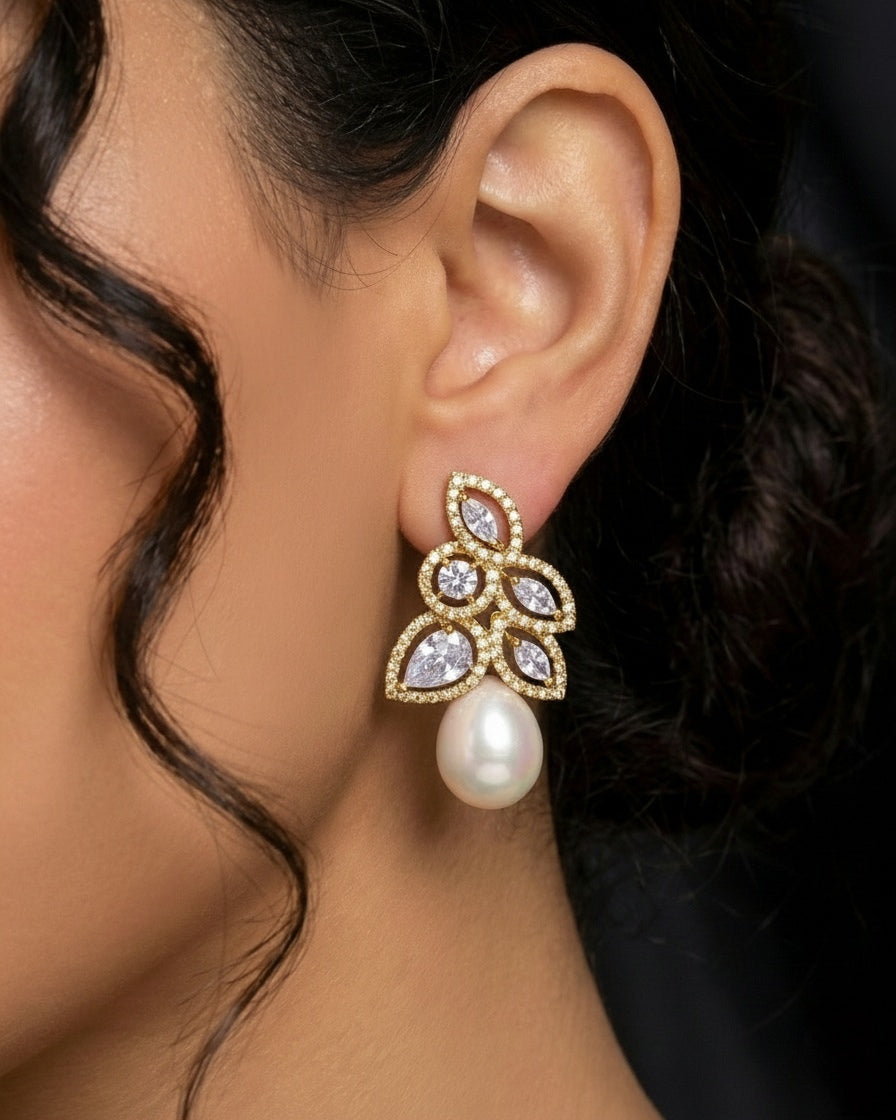 Salome Pearl Earrings