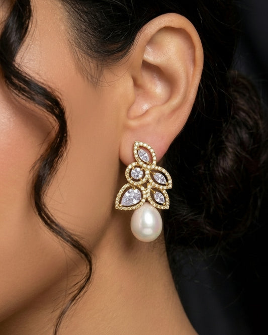 Salome Pearl Earrings