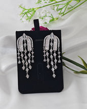 Kanza Sparkling Earrings 2
