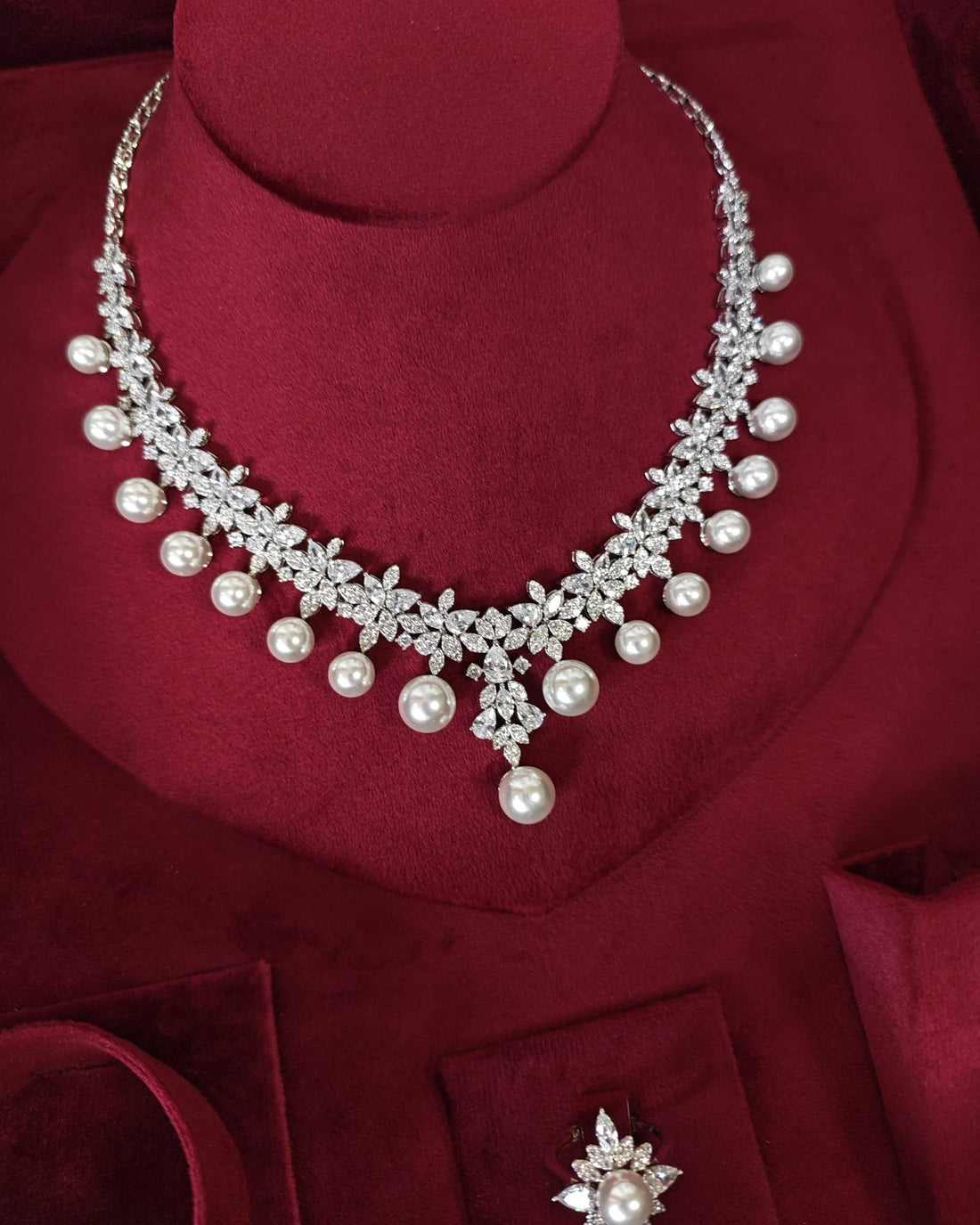 Ellie Gorgoues Pearl Set — Jewelry Set, Kuwait — 2
