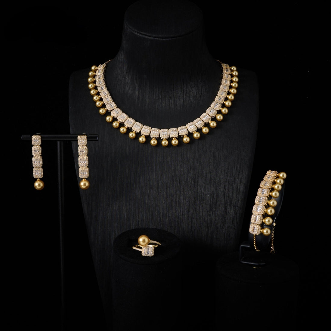 amal golden pearl set — Jewelry Set, Kuwait — 2