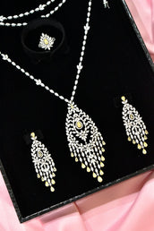 Tuleen Champagne Regalia — jewellery, Kuwait — 4