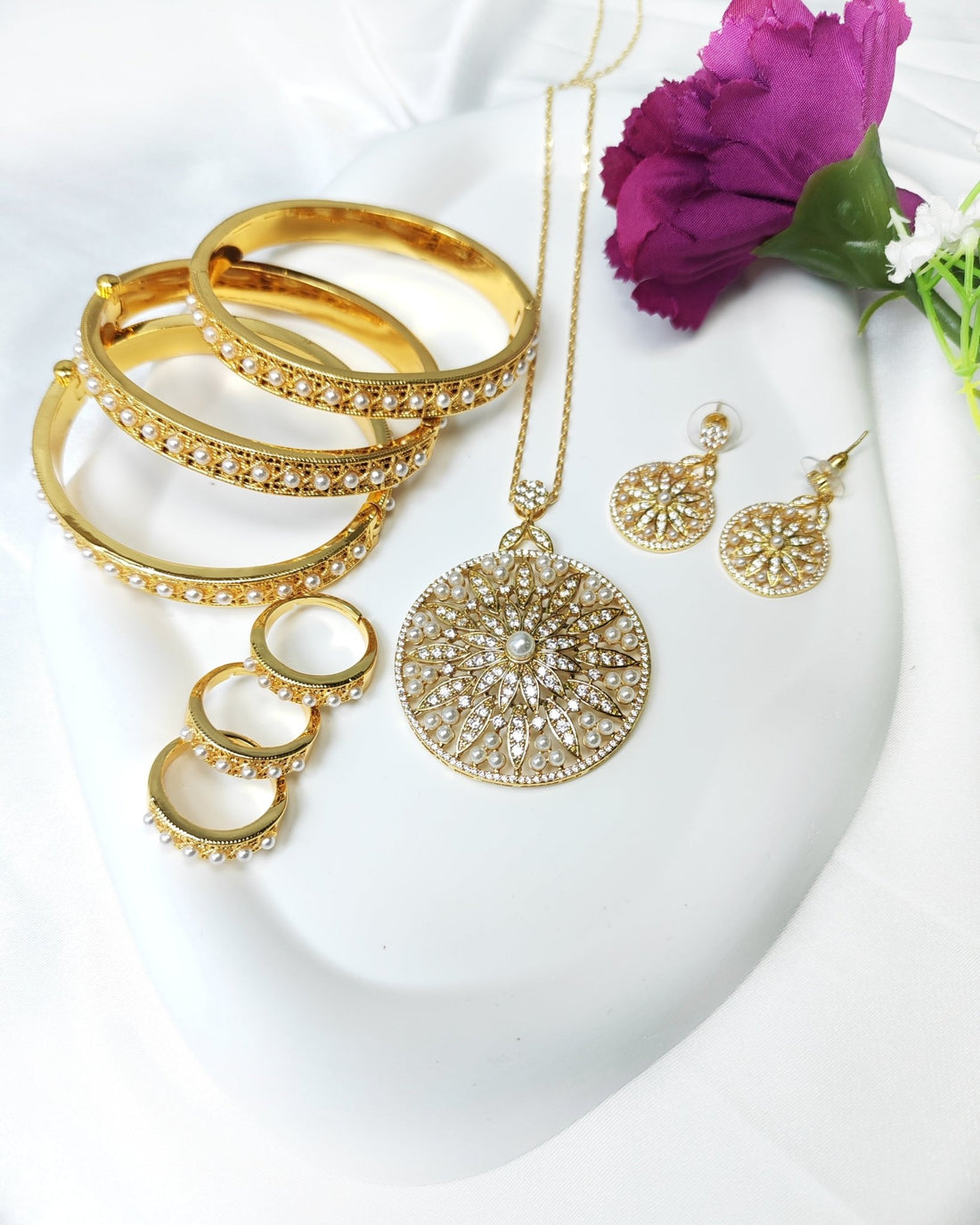 Marita Unique Pearl Set — Jewelry Set, Kuwait — 1